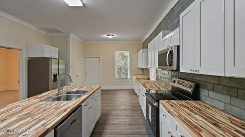 391 E Orange Street, Jesup GA - photo 8 of 30