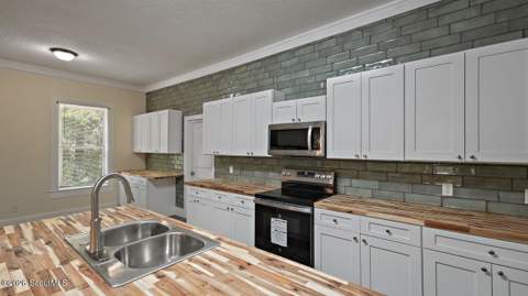 391 E Orange Street, Jesup GA - photo 10 of 30