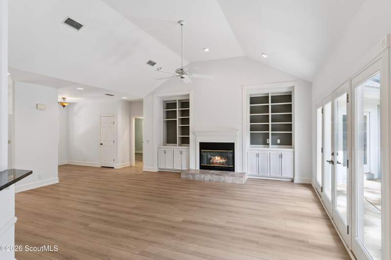 5 bedroom Single Family Residence at 400 Vassar Point Drive, Vassar Point, St. Simons Island — photo 4