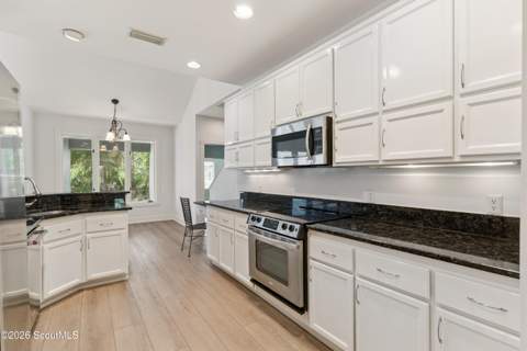 400 Vassar Point Drive, St. Simons Island GA - photo 22 of 66