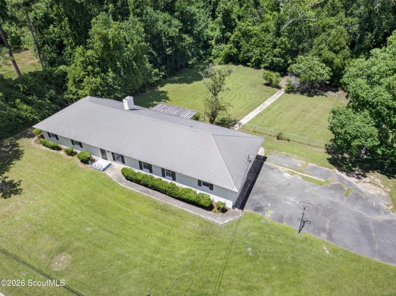 4 bedroom Single Family Residence at 1709 Marshall Drive, No Recorded Subdivision, Waycross — photo 3