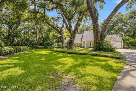 104 Captain Young Court, St. Simons Island GA - photo 6 of 48