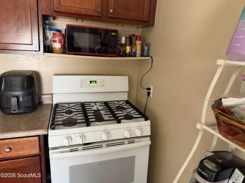 1823 Wolfe Street, Brunswick GA - photo 8 of 10