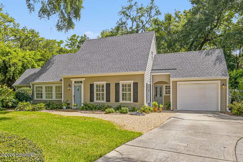 3 bedroom Single Family Residence at 104 Captain Young Court, Youngwood, St. Simons Island — photo 3