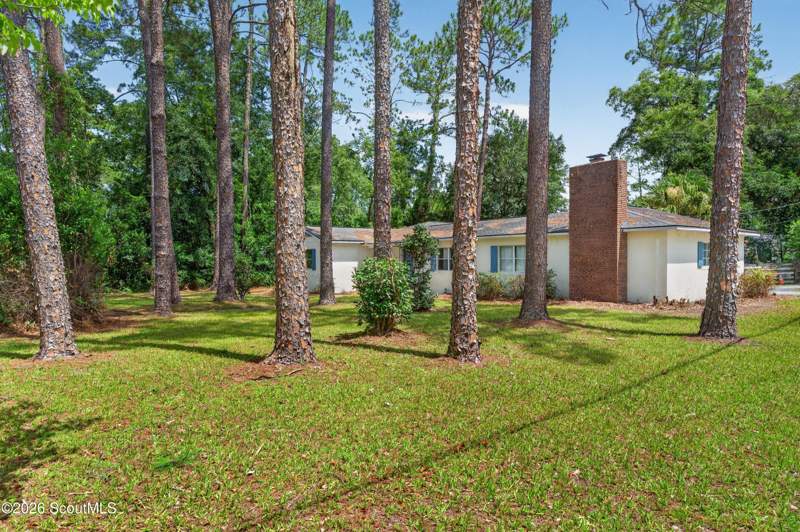 3 bedroom Single Family Residence at 800 Richmond Avenue, No Recorded Subdivision, Waycross — photo 4