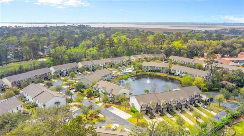 3 bedroom Townhouse at 1405 Reserve Court, The Reserve at Demere Townhomes (Fee Simple), St. Simons Island — photo 2