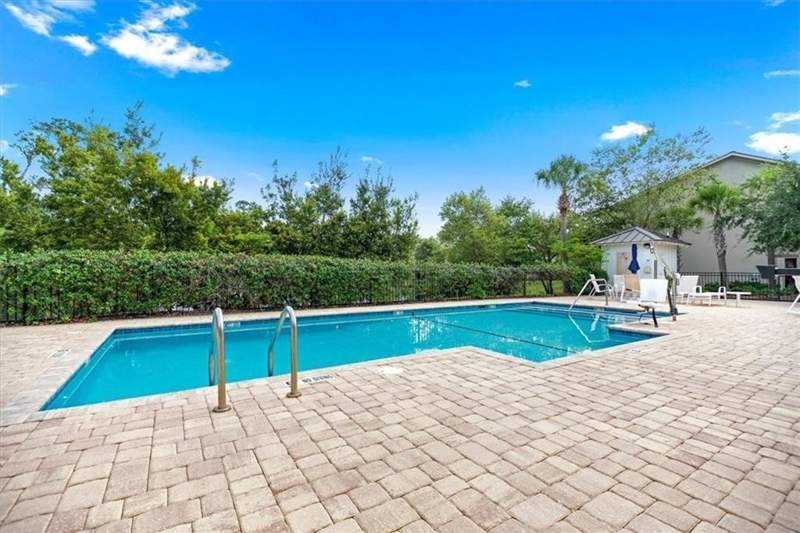 3 bedroom Townhouse at 1405 Reserve Court, The Reserve at Demere Townhomes (Fee Simple), St. Simons Island — photo 3