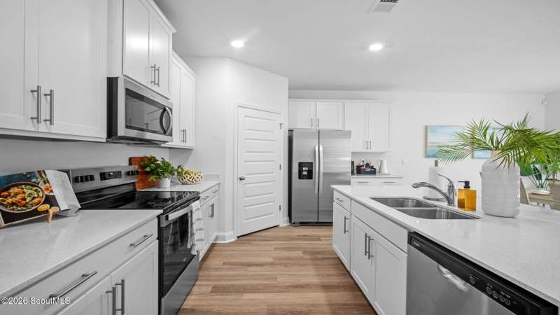 4 bedroom Single Family Residence at 118 Laguna Way, The Lakes at North Glynn, Brunswick — photo 4