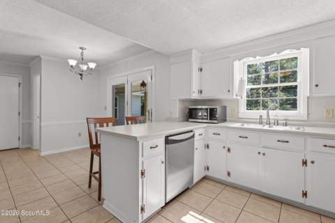 1602 Saint Marys Drive, Waycross GA - photo 16 of 39
