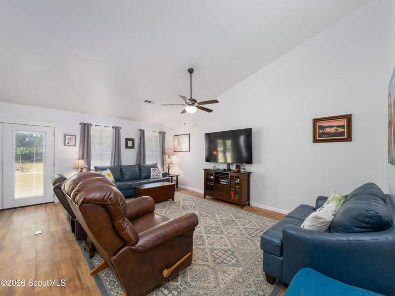 3 bedroom Single Family Residence at 252 Baker Hill Road, Baker Hill, Hortense — photo 2