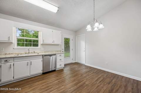 202 Royal Avenue, Kingsland GA - photo 13 of 27