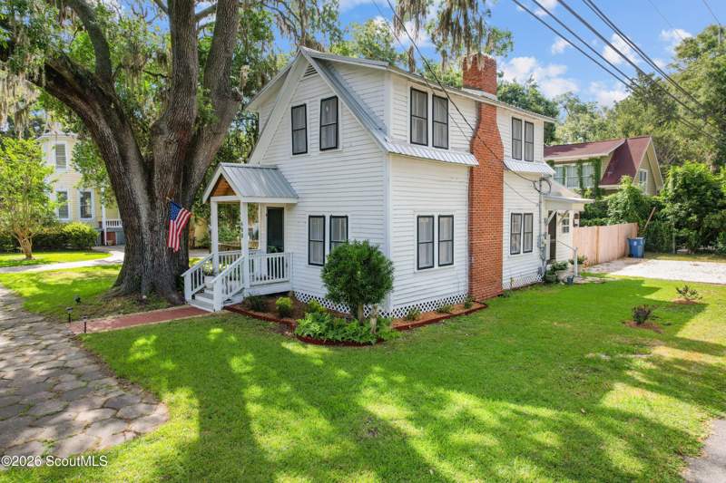 2 bedroom Single Family Residence at 600 Prince Street, Old Town, Brunswick — photo 2