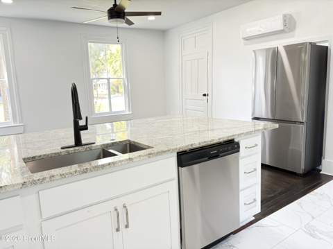 400 Dartmouth Street, Brunswick GA - photo 17 of 39