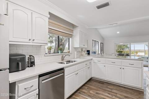 437 Mimosa Drive, St. Simons Island GA - photo 15 of 41