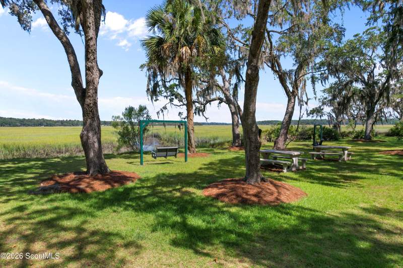 4 bedroom Single Family Residence at 1231 Village Green Drive, Cooper's Point, Townsend — photo 5