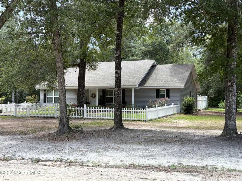 3 bedroom Single Family Residence at 325 Creekview Drive, Mossy Oak, Hortense — photo 1