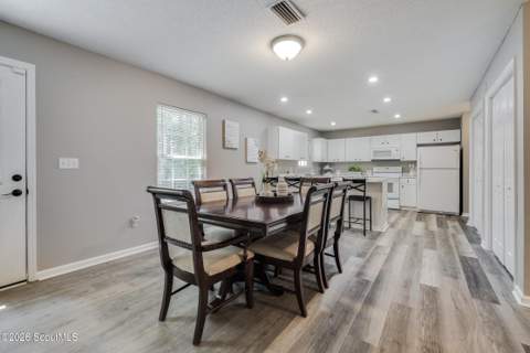1527 Redfish Drive, Darien GA - photo 10 of 33