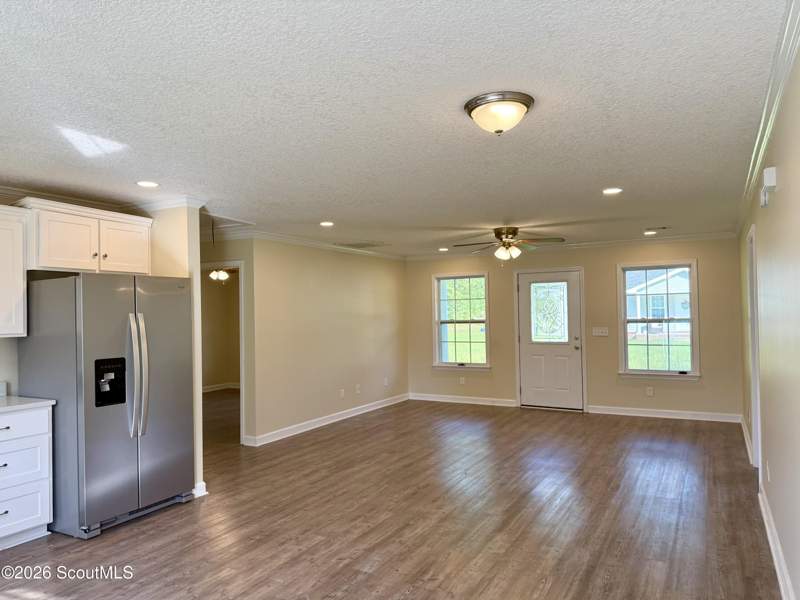 3 bedroom Single Family Residence at 3442 Wildwood Avenue, No Recorded Subdivision, Patterson — photo 3