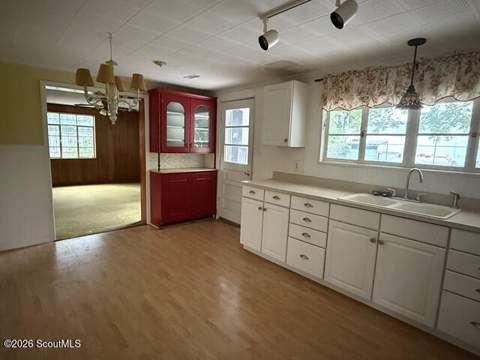 1412 Wisteria Avenue, Waycross GA - photo 9 of 22