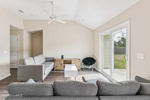 1074 Spring Grove Road, Jesup GA - photo 9 of 27