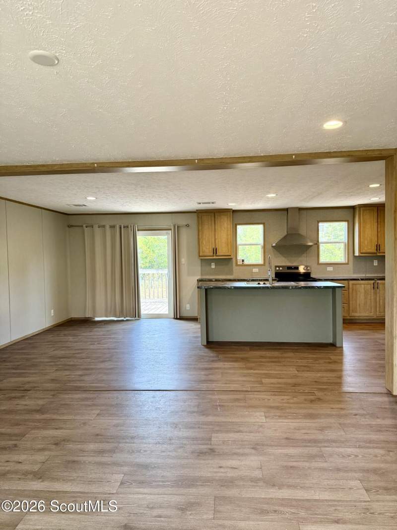 5 bedroom Single Family Residence at 3776 Us-301, No Recorded Subdivision, Jesup — photo 5