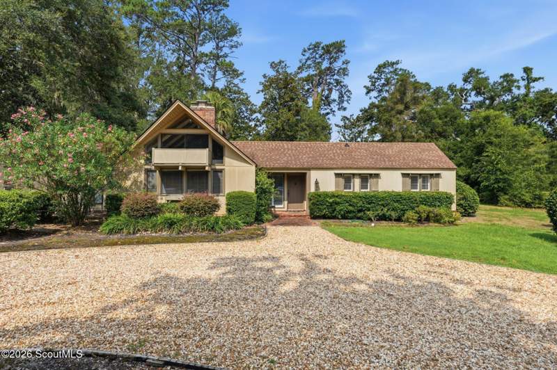 3 bedroom Single Family Residence at 111 Harrogate Road, Sea Palms, St. Simons Island — photo 2