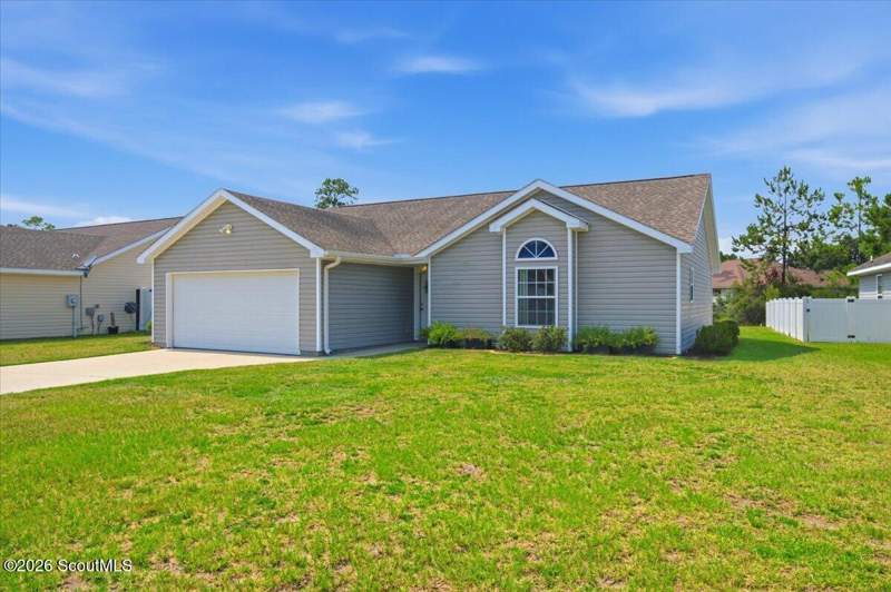 3 bedroom Single Family Residence at 177 Winstead Drive, Winstead, Brunswick — photo 2