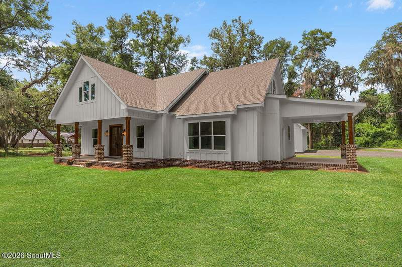 4 bedroom Single Family Residence at 519 Mcintosh Road, No Recorded Subdivision, Darien — photo 4
