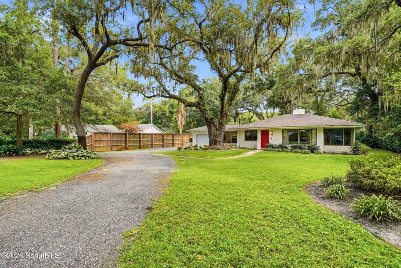 2 bedroom Single Family Residence at 205 Youngwood Drive, Youngwood, St. Simons Island — photo 3