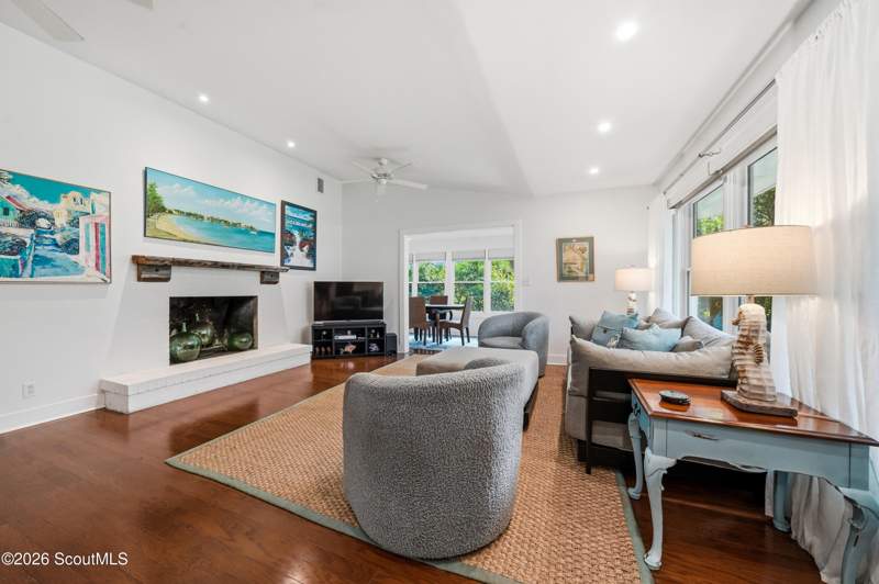 2 bedroom Single Family Residence at 205 Youngwood Drive, Youngwood, St. Simons Island — photo 5