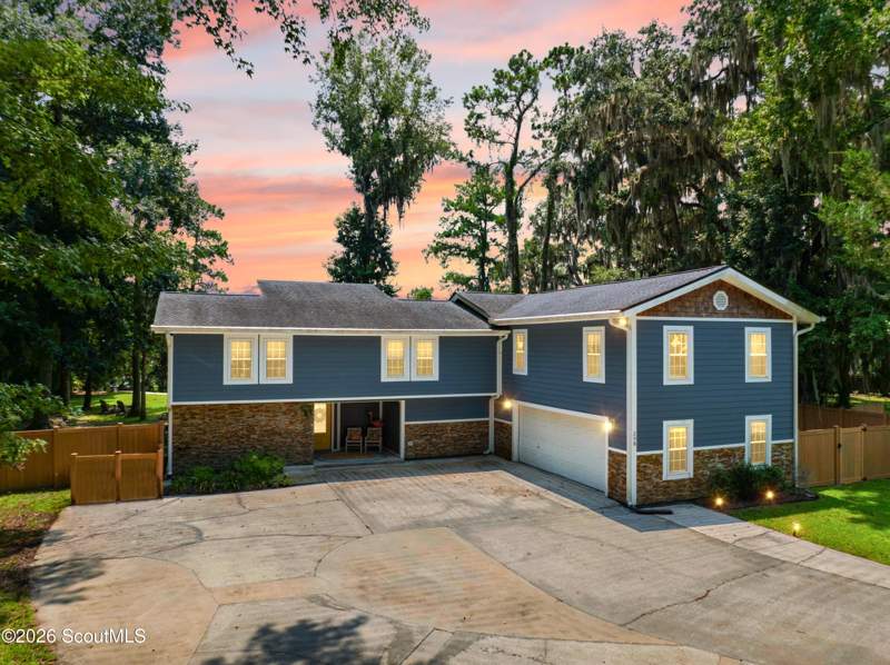 5 bedroom Single Family Residence at 298 Deal's, Deal Landing, Woodbine — photo 2