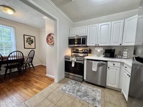 48 Maxwell Avenue, St. Simons Island GA - photo 6 of 33