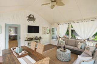 4 bedroom Single Family Residence at 216 Circle Drive, St. Simons Heights, St. Simons Island — photo 4