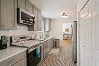 216 Circle Drive, St. Simons Island GA - photo 6 of 26