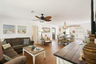4 bedroom Single Family Residence at 216 Circle Drive, St. Simons Heights, St. Simons Island — photo 2