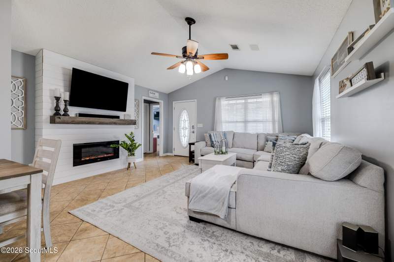 3 bedroom Single Family Residence at 18 Buckmeadow Circle, Buck Meadow Plantation, Brunswick — photo 5