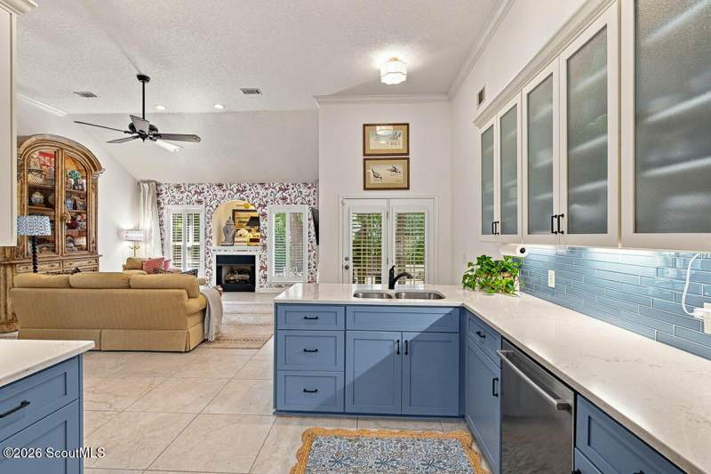 3 bedroom Single Family Residence at 102 Northwind Drive, Oak Grove Island, Brunswick — photo 4