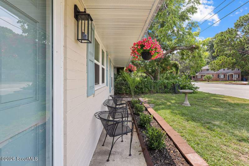 3 bedroom Single Family Residence at 1204 4th Avenue, 33 Acre Tract, Brunswick — photo 2