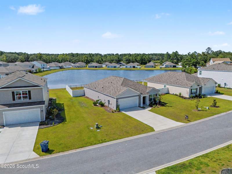 3 bedroom Single Family Residence at 44 Autumn's Wood Drive, Autumn's Woods, Brunswick — photo 4