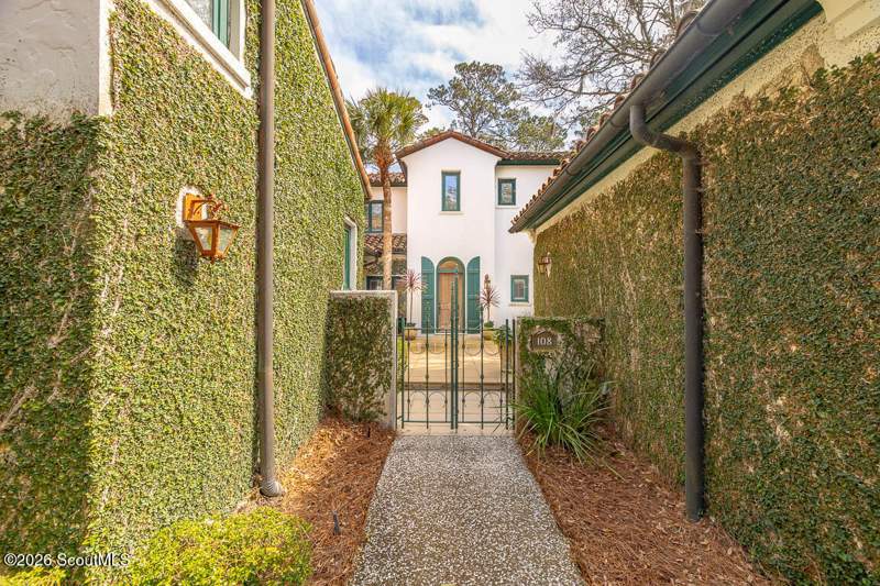 5 bedroom Single Family Residence at 104 Fife Lane, Ocean Forest, Sea Island — photo 4