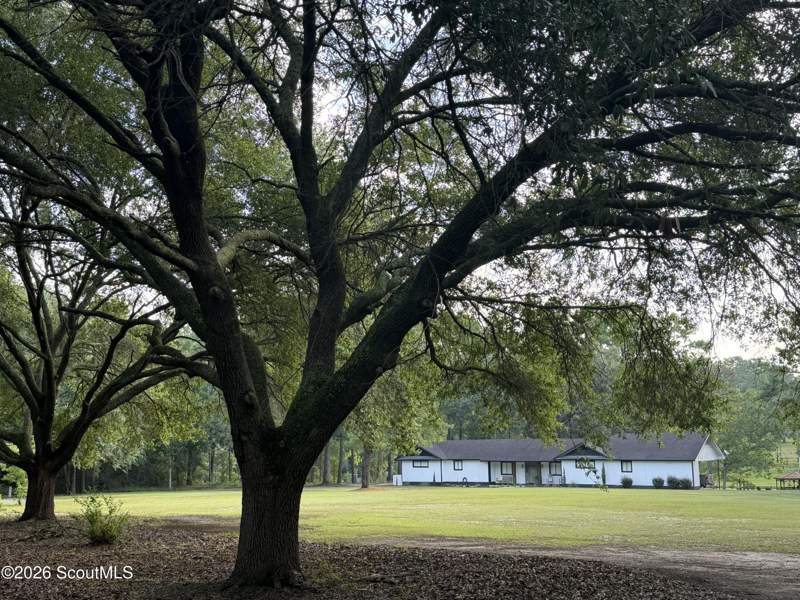 3 bedroom Single Family Residence at 130 Austin Court, No Recorded Subdivision, Jesup — photo 2