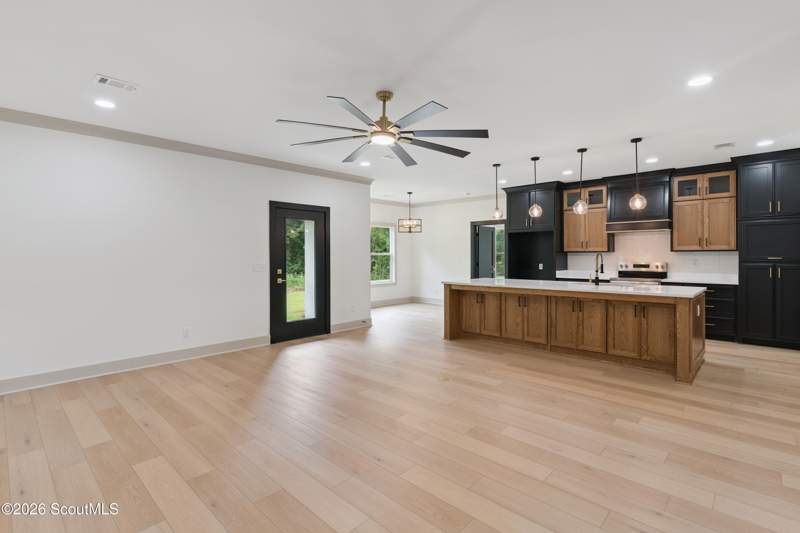 5 bedroom Single Family Residence at 584 Freedom Trail, Lexington Place, Brunswick — photo 5