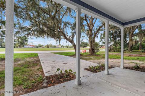 656 SE Ridge Road, Darien GA - photo 8 of 55