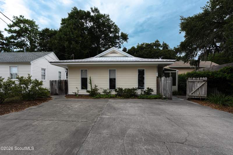 3 bedroom Single Family Residence at 11932 Old Demere Road, St. Simons Heights, St. Simons Island — photo 4