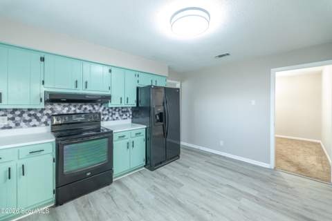 3110 Southwood Drive, Waycross GA - photo 9 of 28