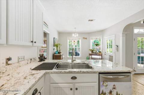 102 Laurel Grove Road, Brunswick GA - photo 15 of 61