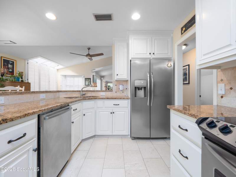 3 bedroom Single Family Residence at 35 E Bay Tree Court, Bay Tree Cottages, St. Simons Island — photo 5