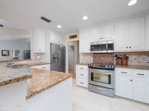 35 E Bay Tree Court, St. Simons Island GA - photo 6 of 36
