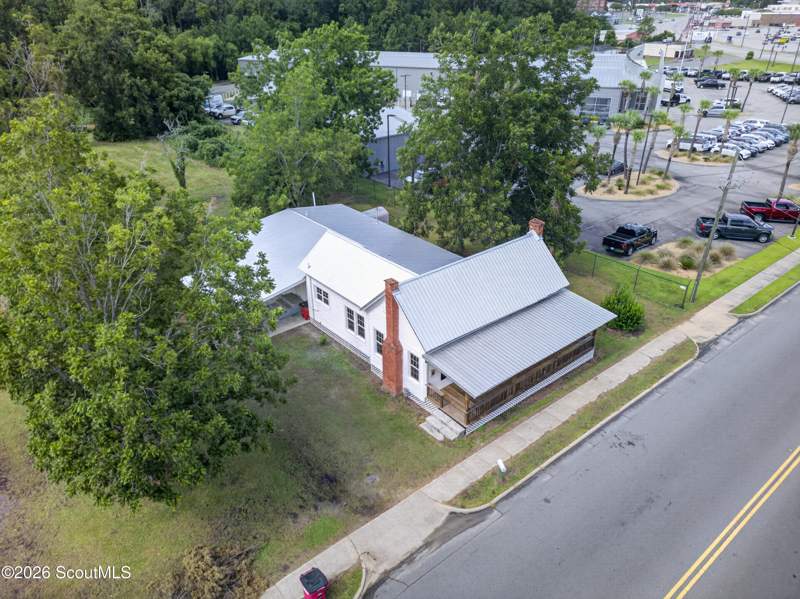 4 bedroom Single Family Residence at 401 Ware Street, No Recorded Subdivision, Blackshear — photo 4