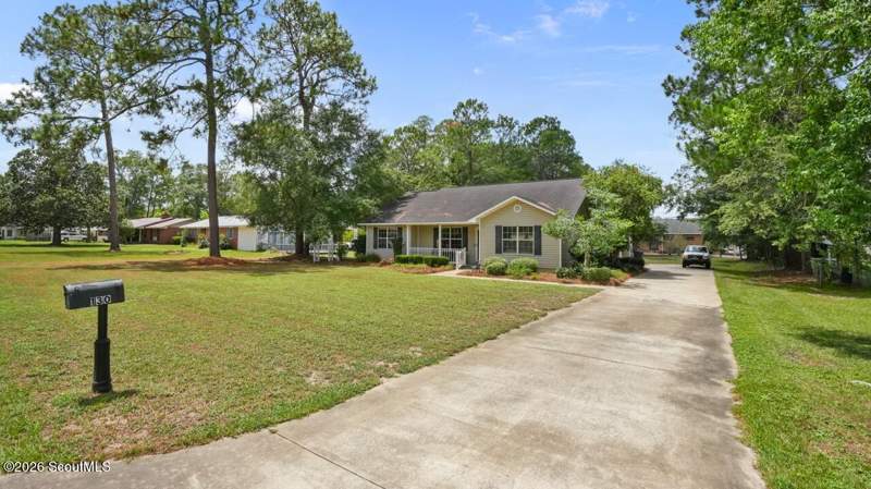 3 bedroom Single Family Residence at 130 Hollywood Avenue, No Recorded Subdivision, Jesup — photo 2